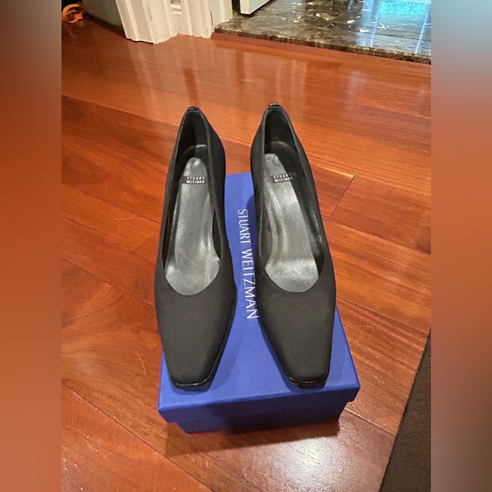 Stuart Weitzman Black Heel